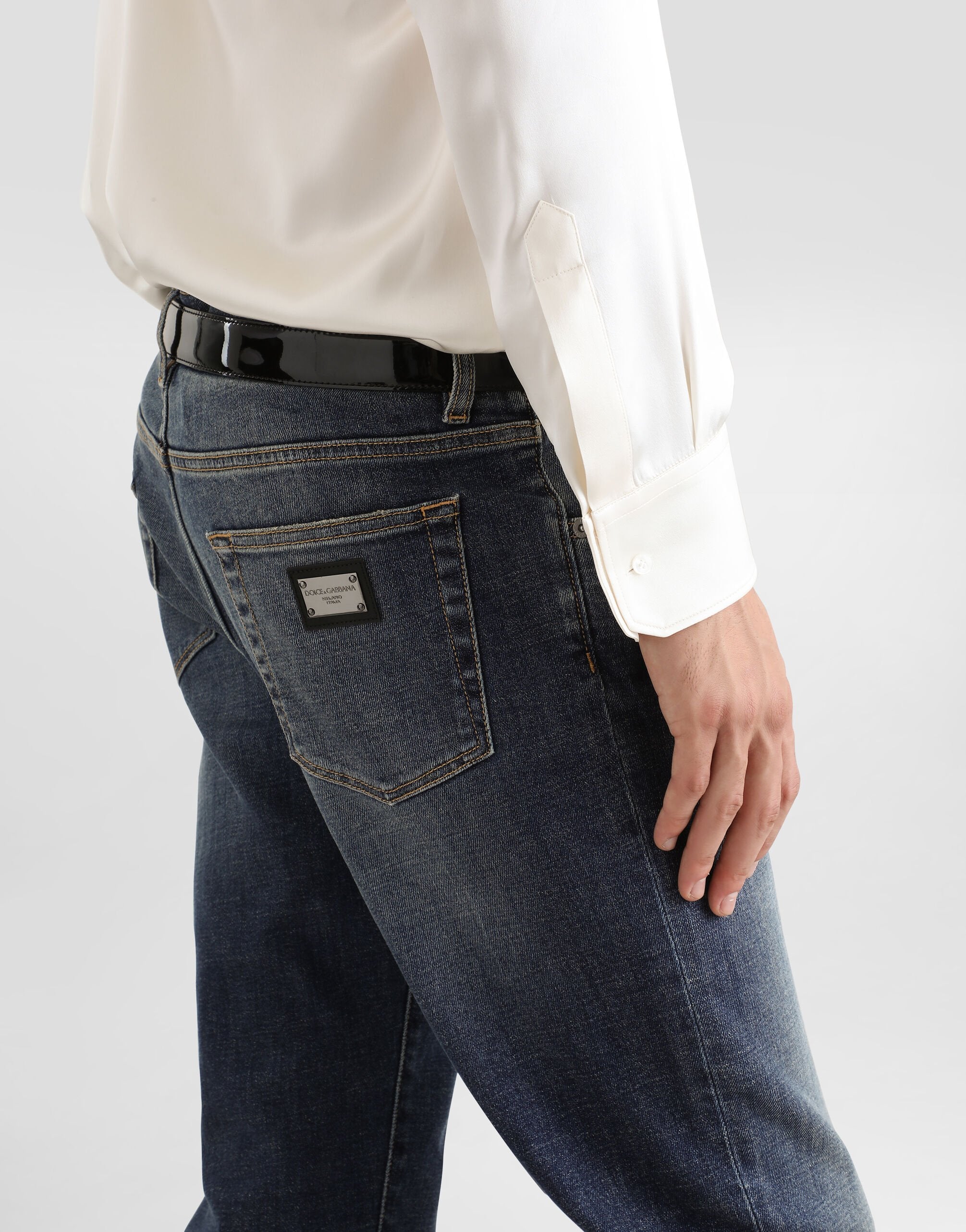 Light blue wash slim-fit stretch jeans