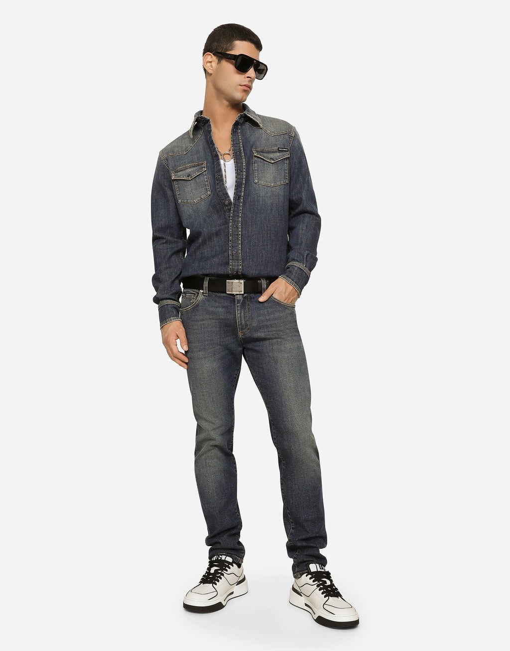 Light blue wash slim-fit stretch jeans